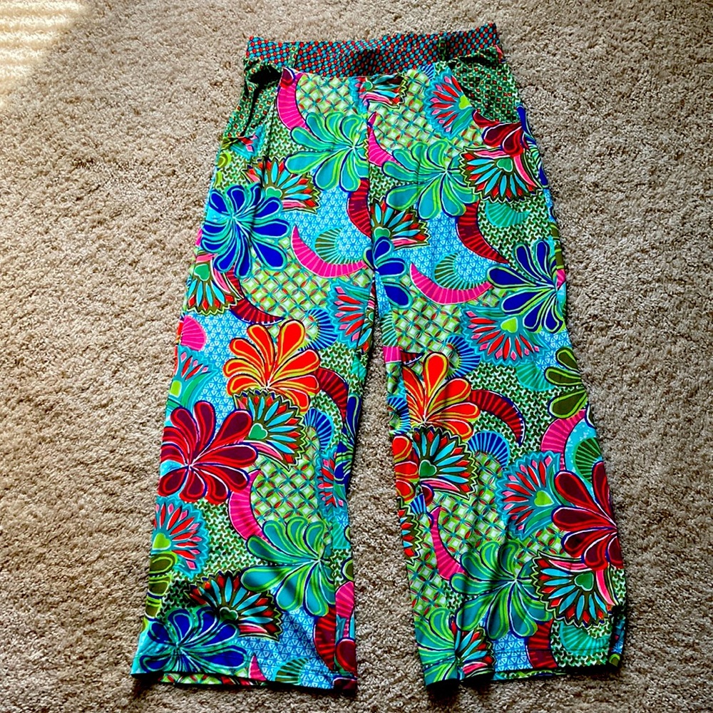 Trina Turk Pull On Vacation Pants Small